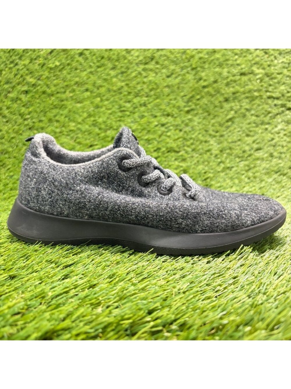 Allbirds Wool Runners Womens Size 7 Black Gray Athletic Running Shoes Sneakers